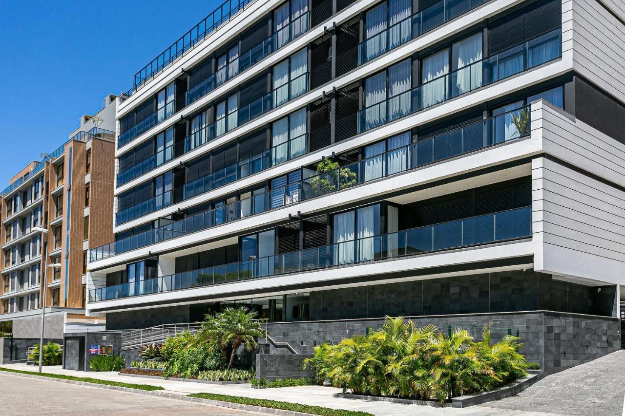 Apartment Wi-fi 100mb | Rooftop Com Piscina Em Jurere #ja23 Florianopolis